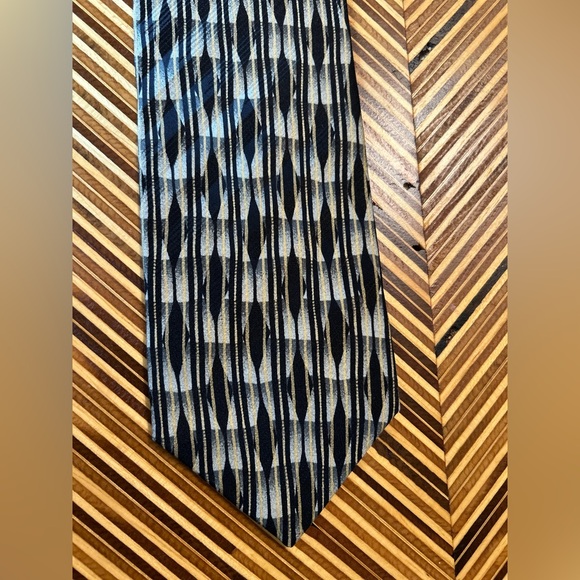 E’Moda Black and Gold Striped Tie - Picture 1 of 4